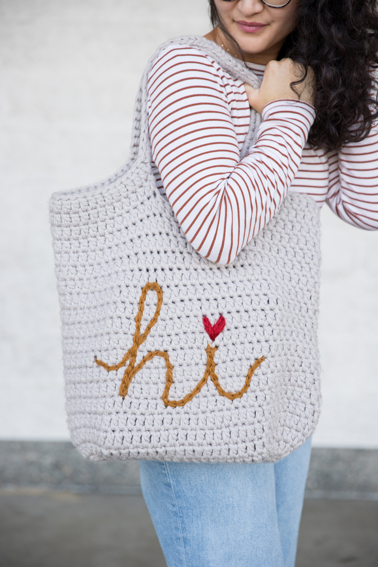 How to: Surface Crochet // www.deliacreates.com