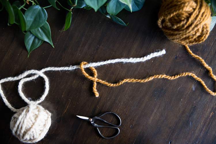 Magic Knot Tutorial // How to join two skeins of yarn together with a strong knot and no tails! // www.deliacreates.com