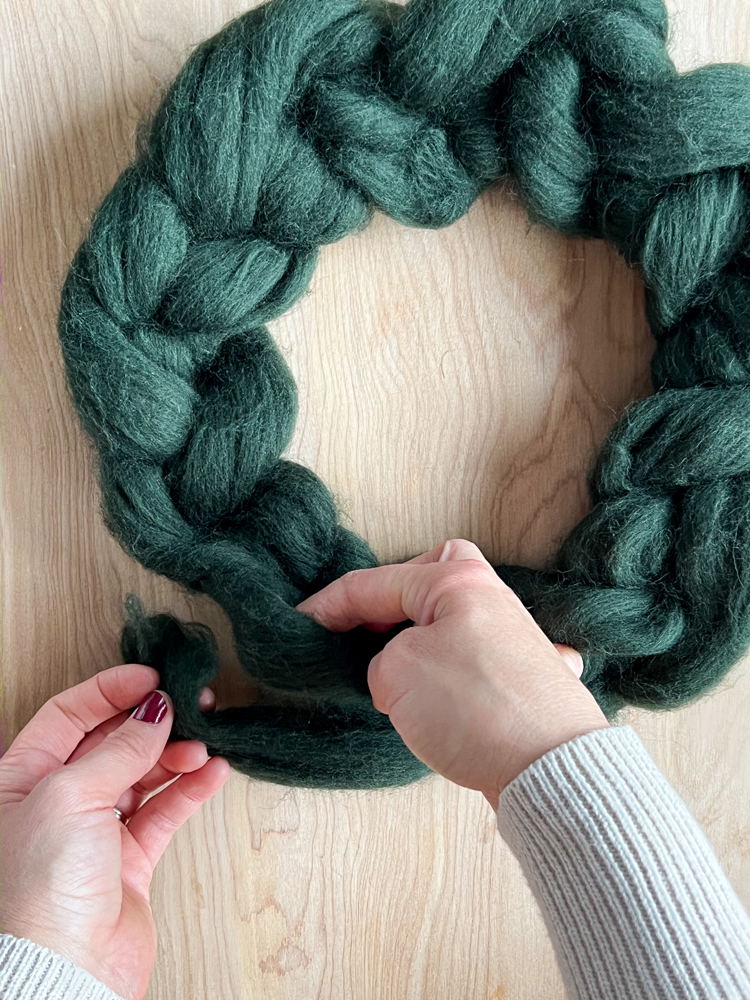 Wool Roving Wreath Tutorial // www.deliacreates.com