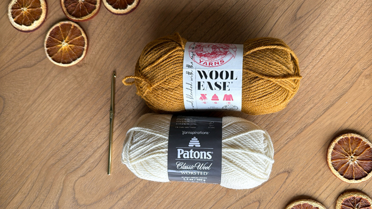 Chains + Puffs Crochet Garland // free pattern and video tutorial at www.deliacreates.com