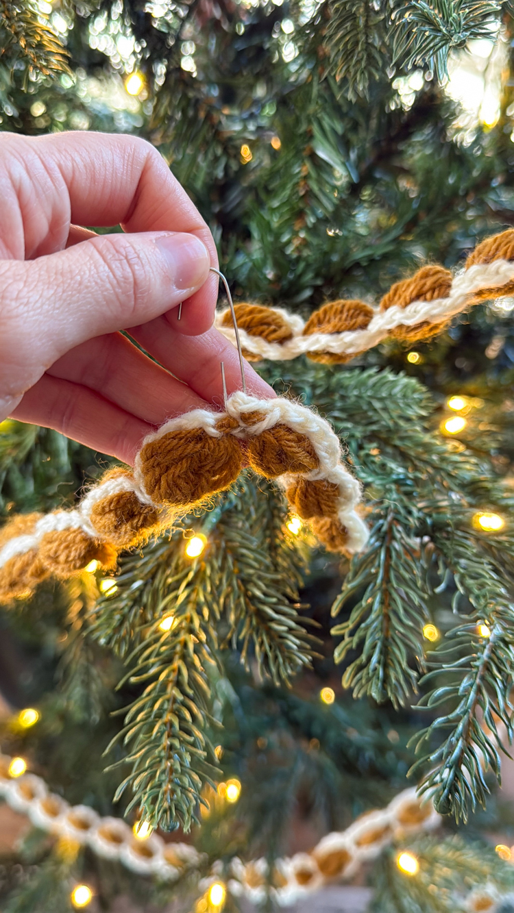 Chains + Puffs Crochet Garland // free pattern and video tutorial at www.deliacreates.com