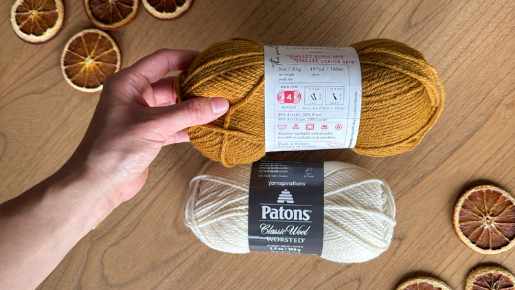 Chains + Puffs Crochet Garland // free pattern and video tutorial at www.deliacreates.com