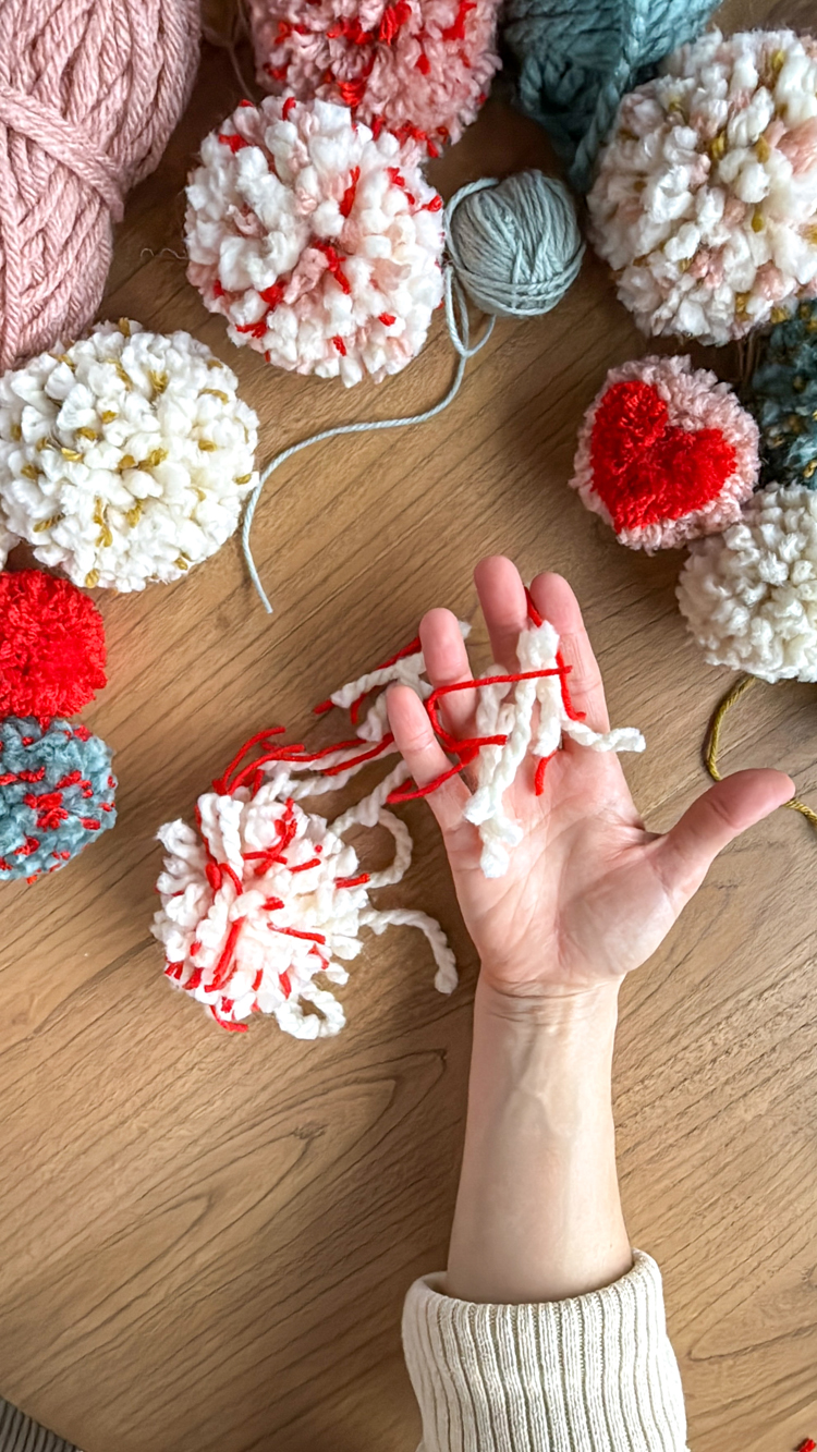 How To Make Pompoms That Don't Fall Apart // www.deliacreates.com