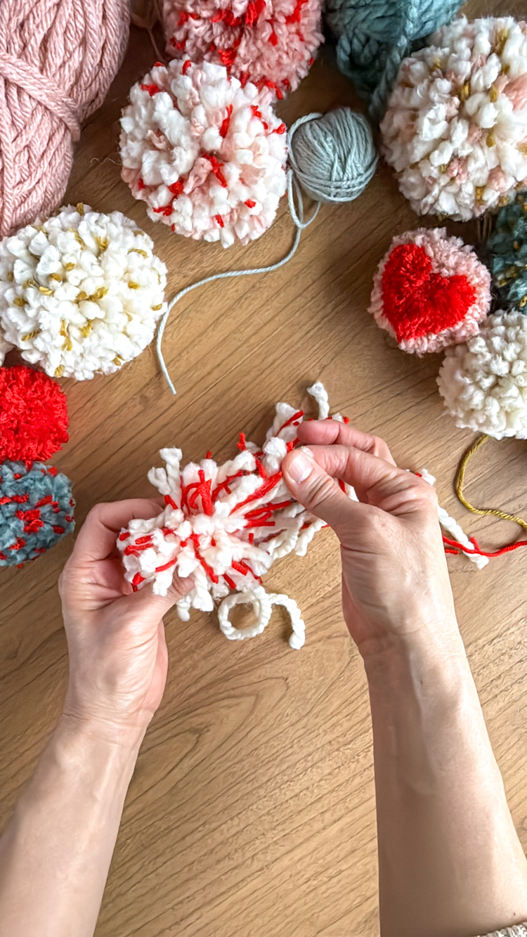 How To Make Pompoms That Don't Fall Apart // www.deliacreates.com
