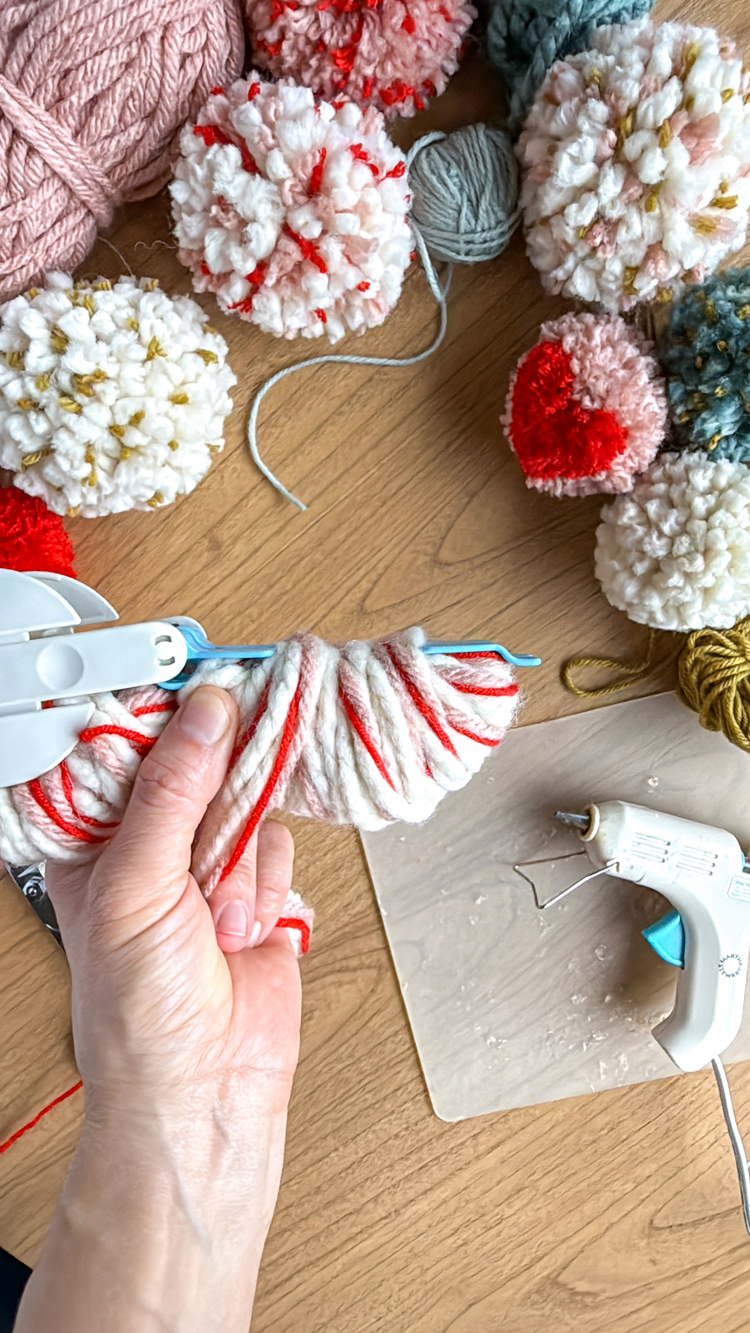 How To Make Pompoms That Don't Fall Apart // www.deliacreates.com