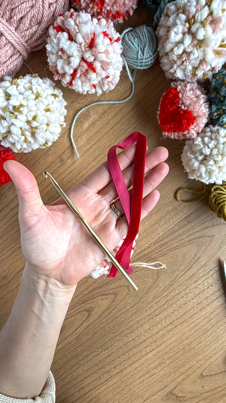 How To Make Pompoms That Don't Fall Apart // www.deliacreates.com