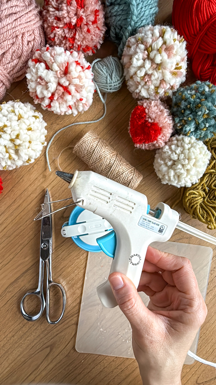 How To Make Pompoms That Don't Fall Apart // www.deliacreates.com