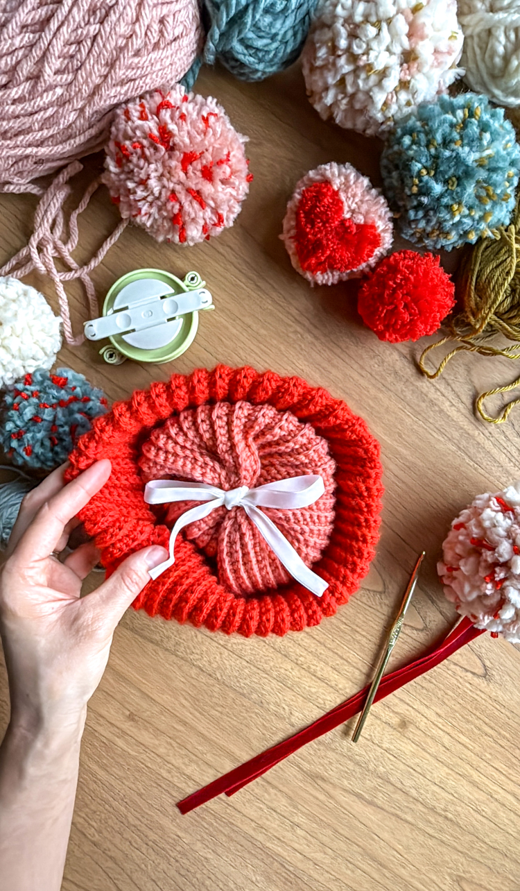 How To Make Pompoms That Don't Fall Apart // www.deliacreates.com