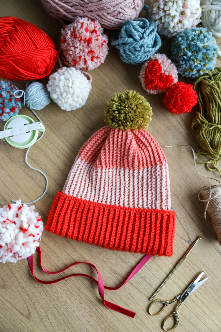 How To Make Pompoms That Don't Fall Apart // www.deliacreates.com